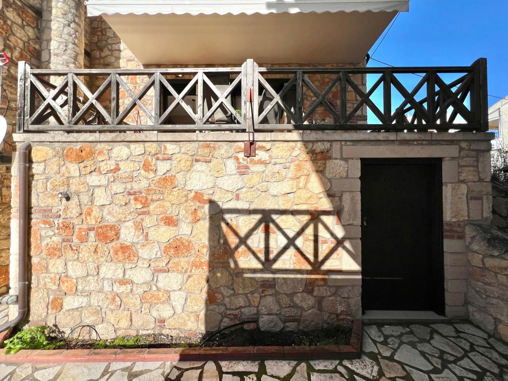 בית הארחה פסאקודיה 	Boutique Stone House מראה חיצוני תמונה