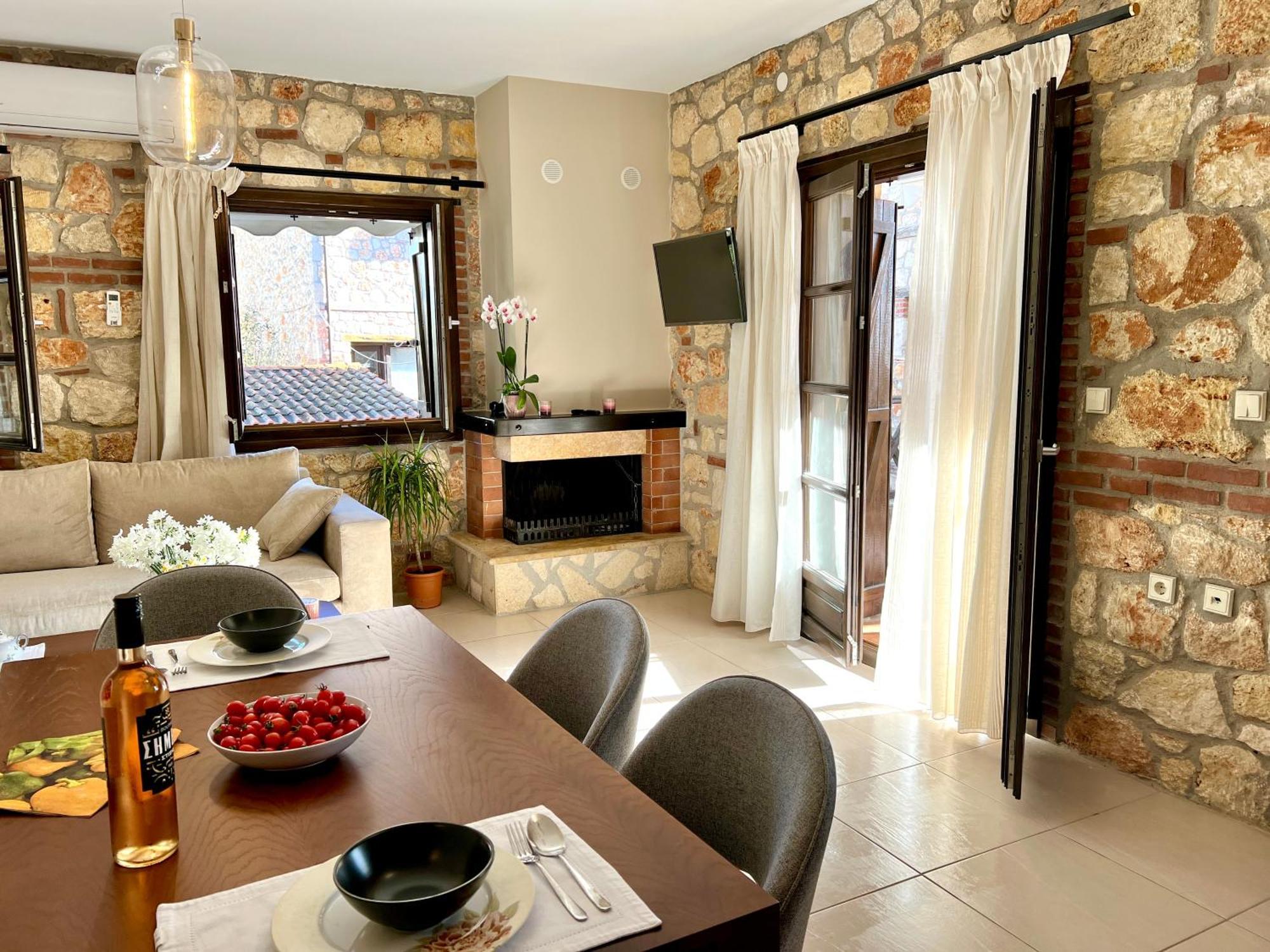 בית הארחה פסאקודיה 	Boutique Stone House מראה חיצוני תמונה