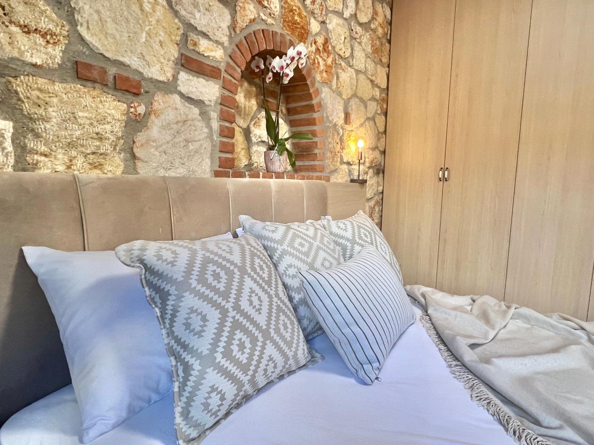 בית הארחה פסאקודיה 	Boutique Stone House מראה חיצוני תמונה